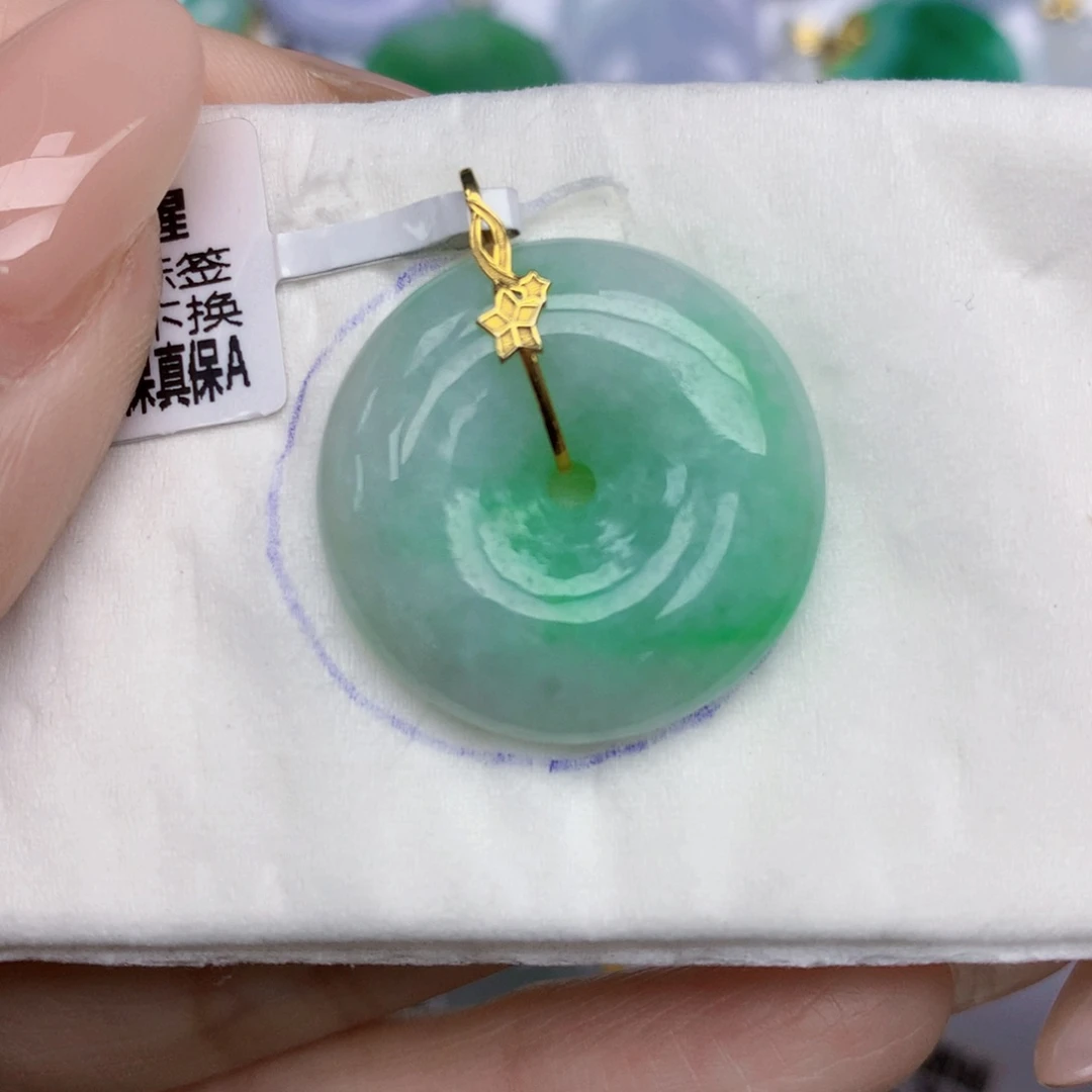 翡翠18K金镶嵌颈饰天然缅甸翡翠a货百元以上9元证书费自理