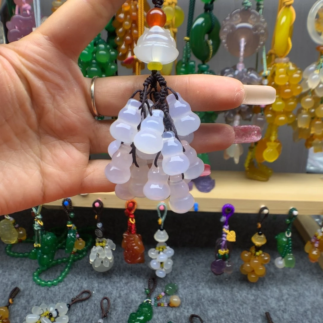 玛瑙/玉髓吊坠(不含链)未镶嵌路**间