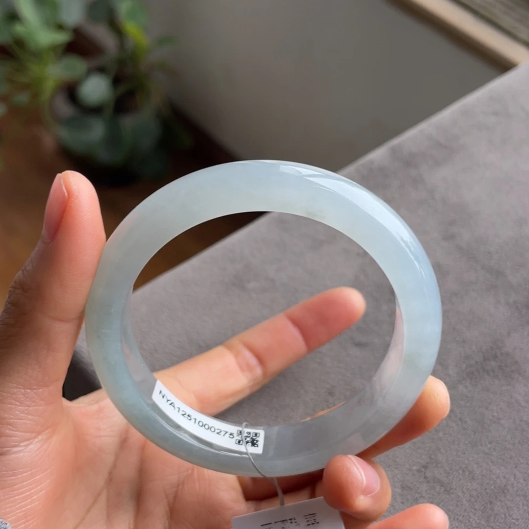 翡翠未镶嵌手镯冰晴