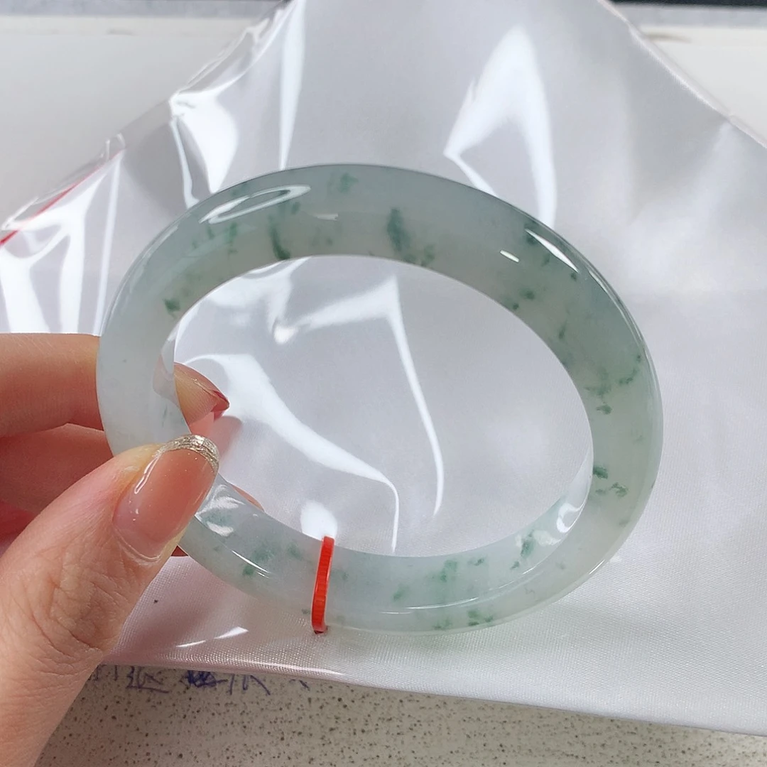 翡翠手镯未镶嵌 正圈①①②