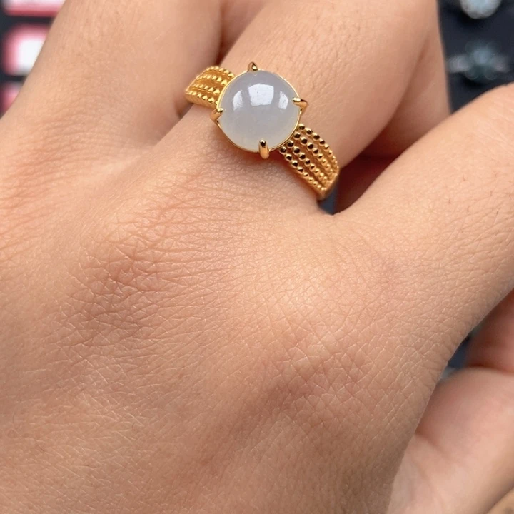 翡翠未镶嵌戒指戒指