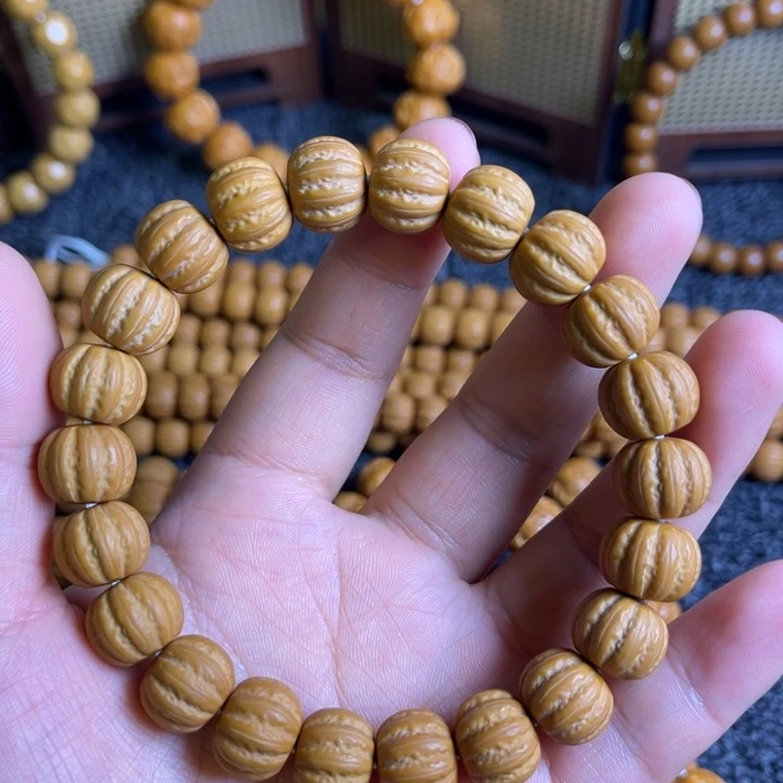 小***欣猴头核桃手串1111111111111