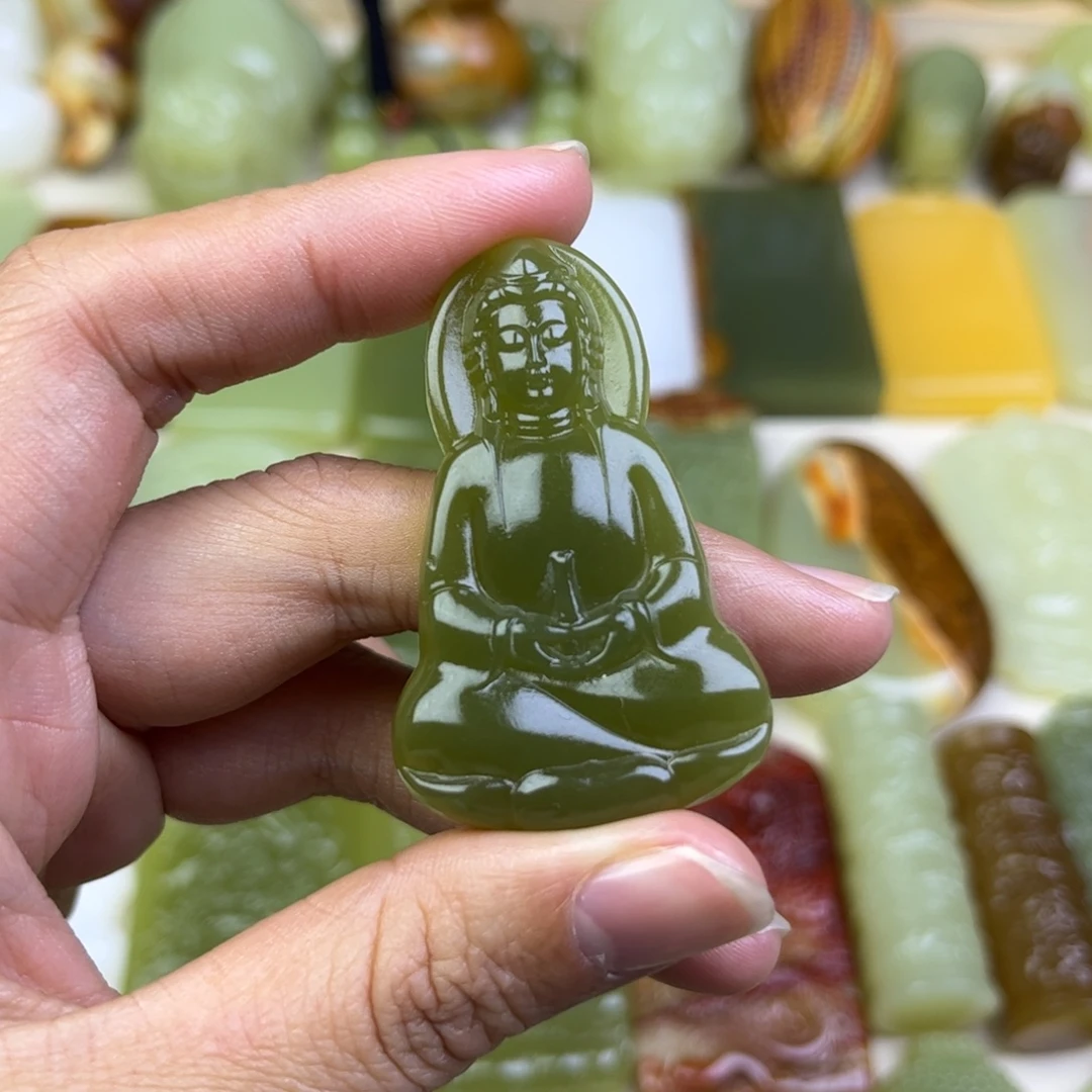 新疆昆仑山料观音