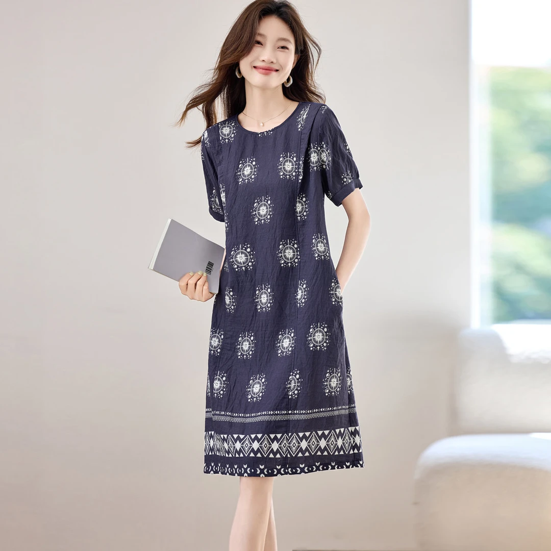波西米亚气质连衣裙新款今年流行爆款夏季休闲民族风印花裙子女