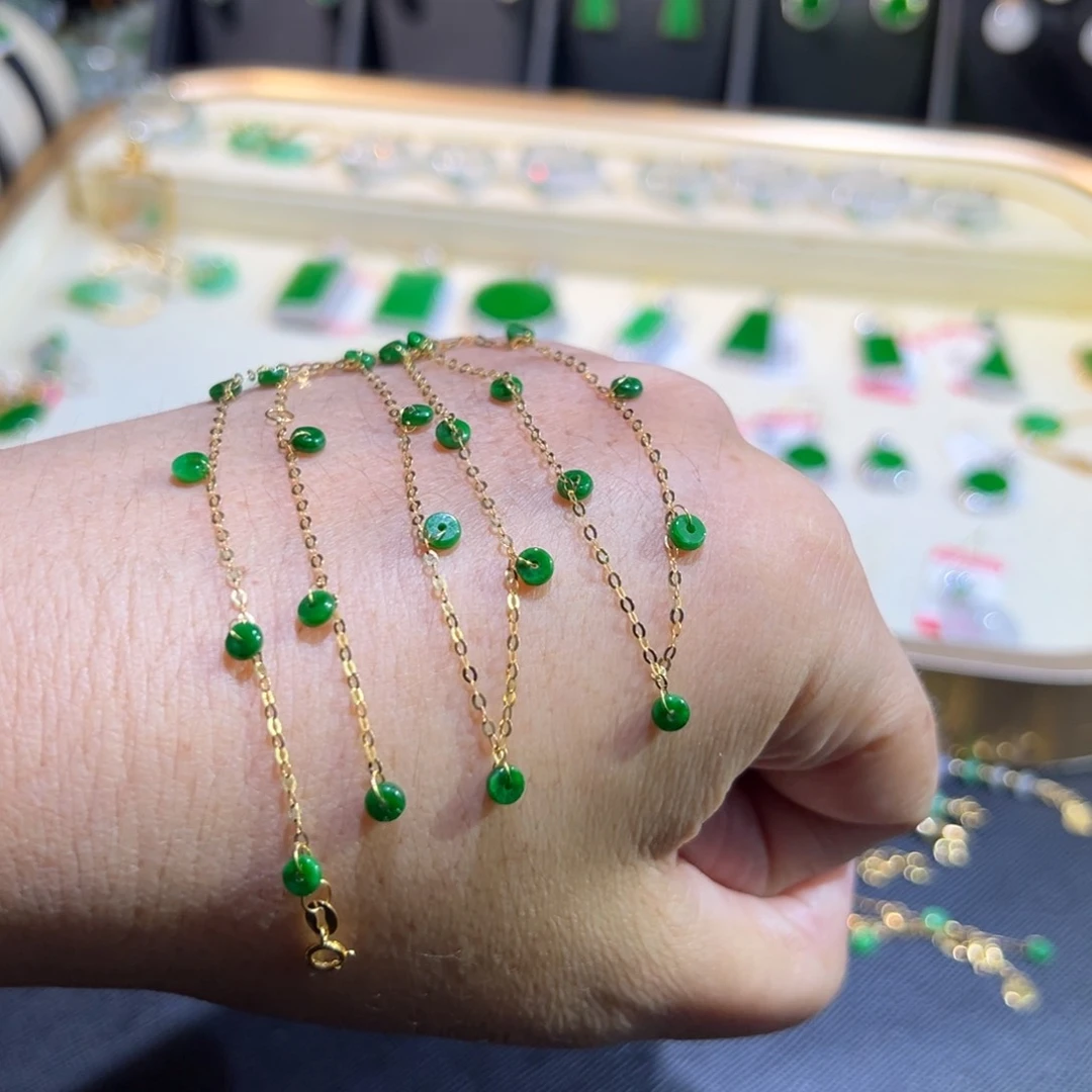 翡翠18K金镶嵌颈饰满天星45c m