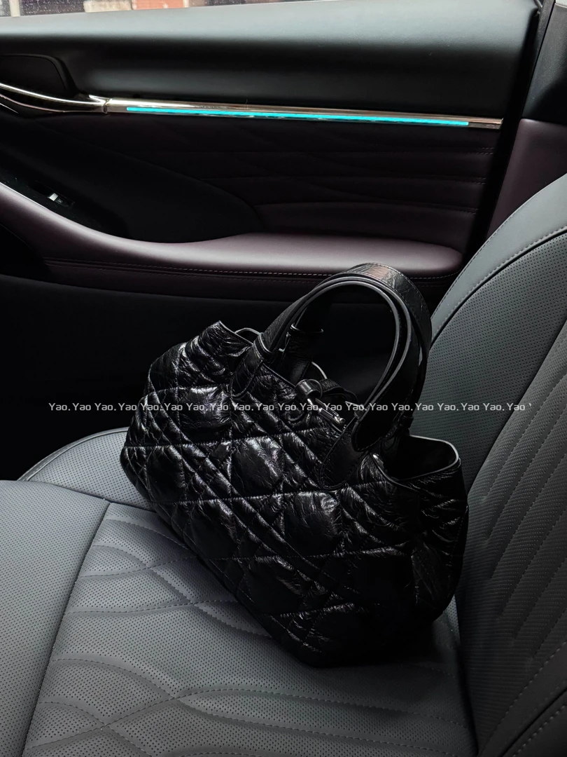 【瑶瑶Yao】D家 [ 褶皱黑武士 ] 头层油蜡牛皮 DRTJ单肩腋下女包