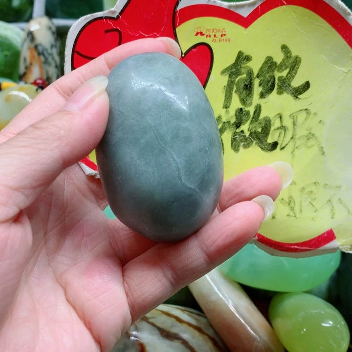 蛇纹石玉未镶嵌手把件