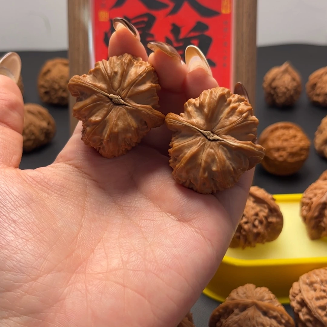 *****文玩核桃把件白狮子40