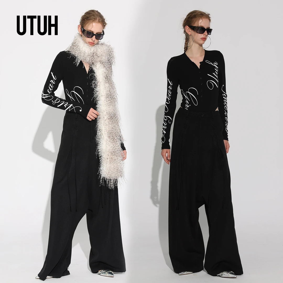 UTUH黑色连裆字母印花V领长袖上衣通勤百搭25秋冬新款TDWWW1N433