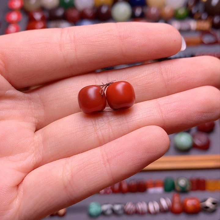 玛瑙/玉髓颈饰未镶嵌?**R