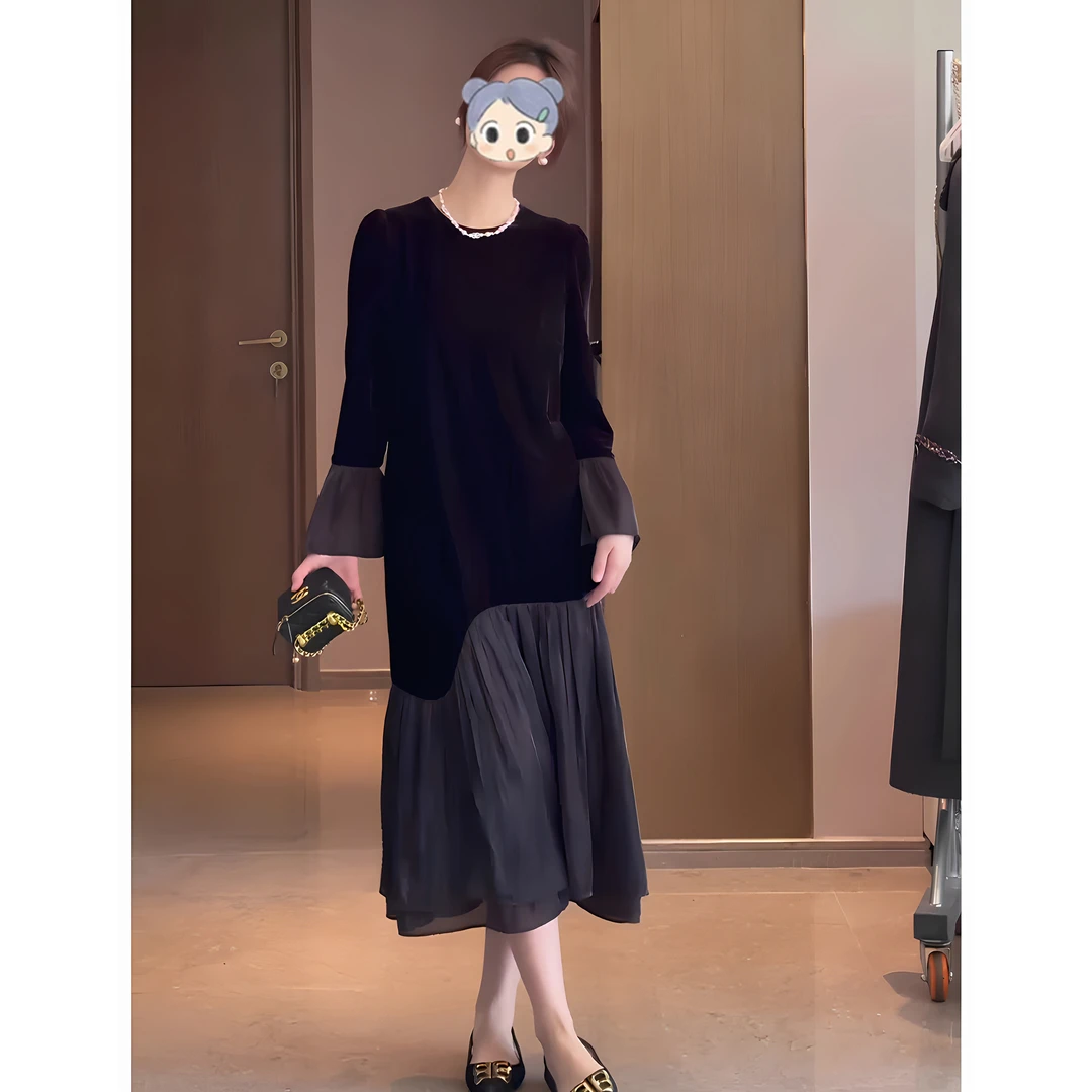 复古黑色圆领连衣裙女2025秋季胖mm设计感喇叭袖拼接长款鱼尾裙子