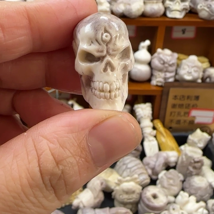 非金属配饰鹿角雕刻骷髅