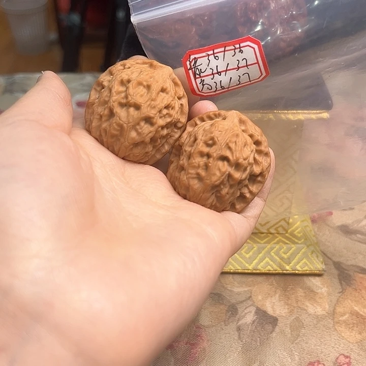 文玩核桃把件非嫁接北京