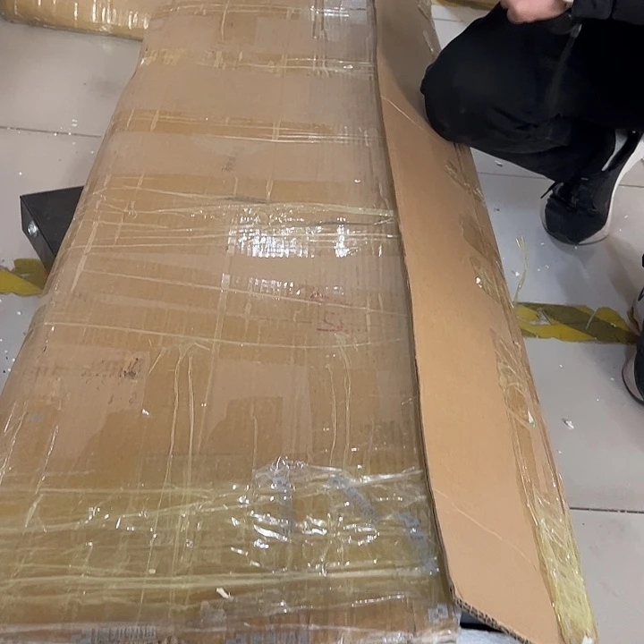 此***处此处安放微波炉四层置物架清仓不退不换瑕疵