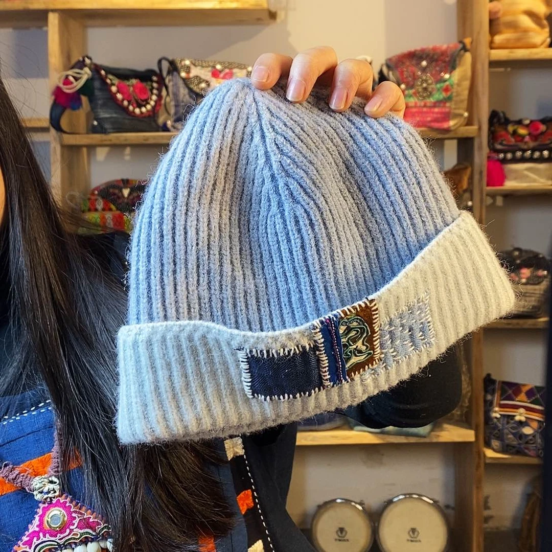 织绣蓝染帽子手工制作