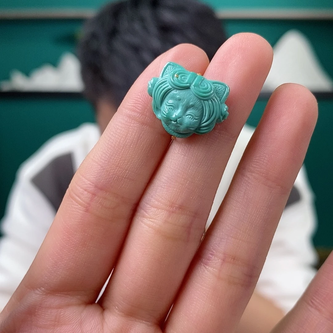 绿松石未镶嵌珠宝奇石