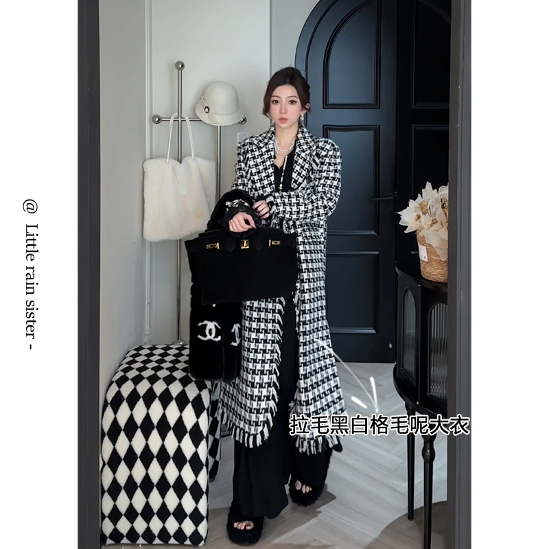 小雨姐姐新款【格堡大衣】复古气质翻领拉毛流苏黑白格呢大衣冬款