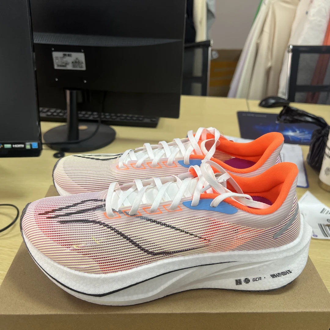 《B品以直播展示为准》割破(X910)李宁男子运动鞋ARMU005-20