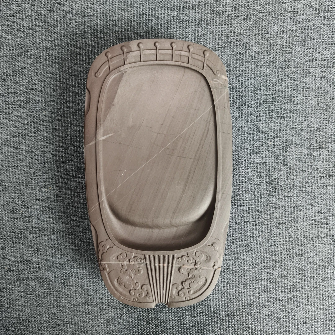 老坑洮砚，喇嘛崖老坑鸊鷉血琴砚，尺寸16.5*9*2.25厘米