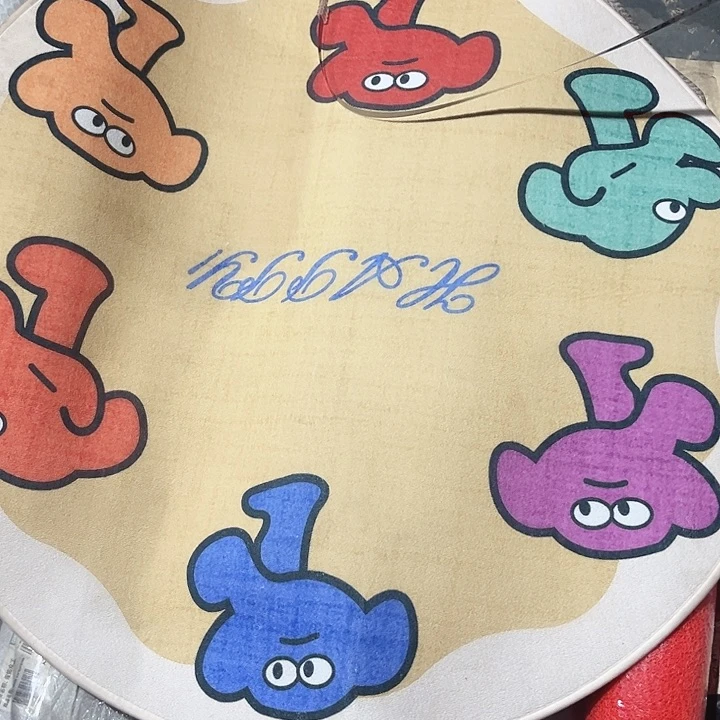直经90cm地垫。