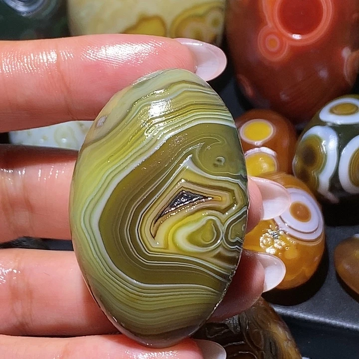 玛瑙/玉髓未镶嵌珠宝奇石21