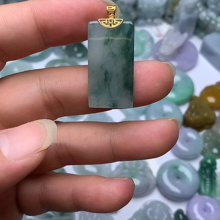 翡翠未镶嵌颈饰天然翡翠