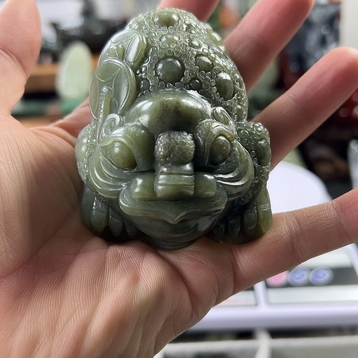 和田玉未镶嵌摆件