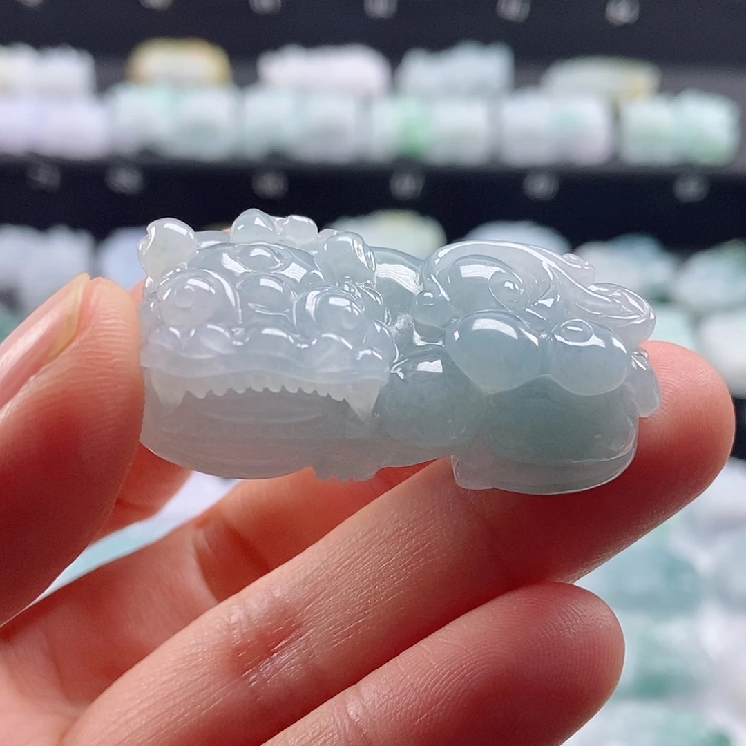 颈饰未镶嵌翡翠翡翠貔貅