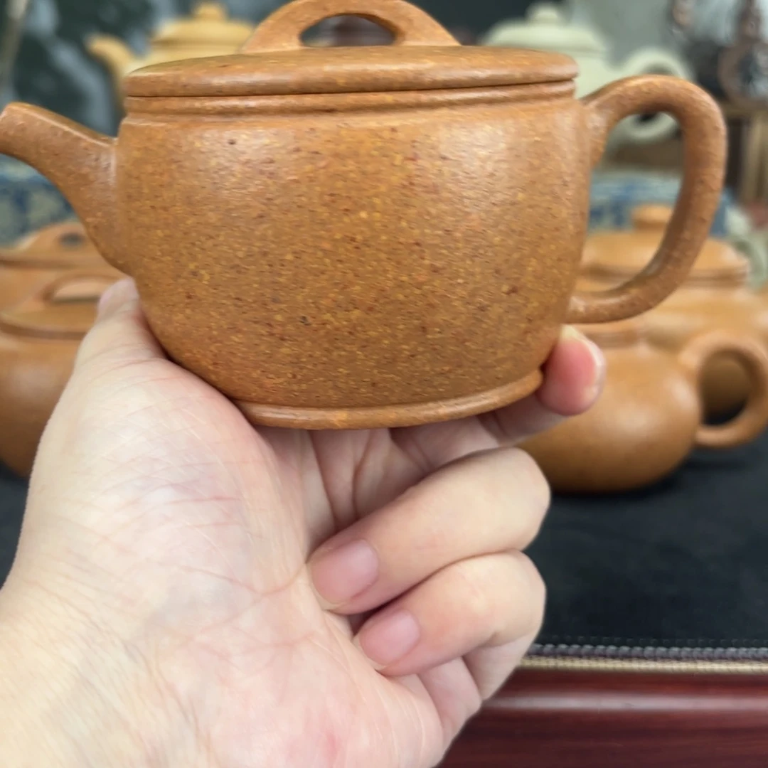 紫砂茶壶梨皮黄段汉瓦200