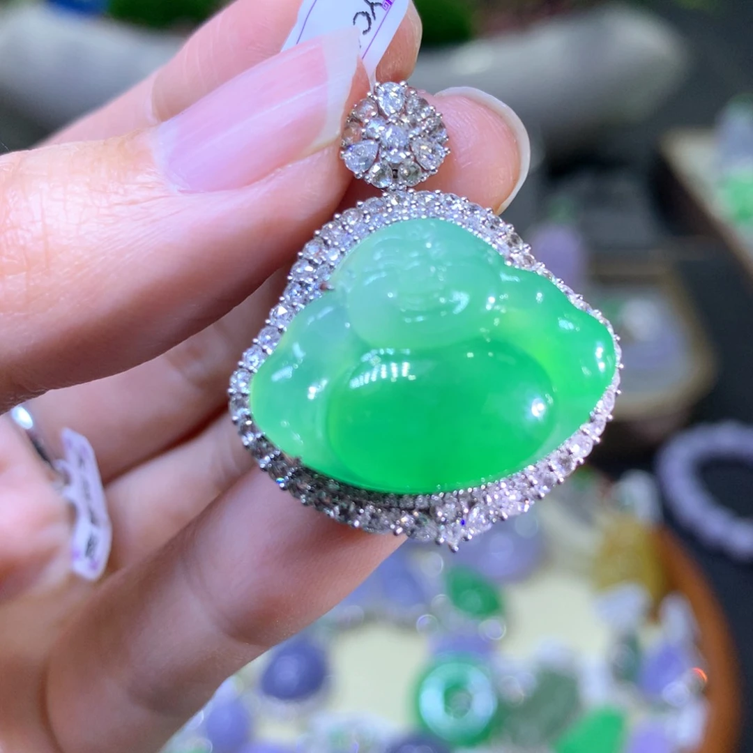 【闪购商品】翡翠颈饰18K金镶嵌翡翠吊坠项链