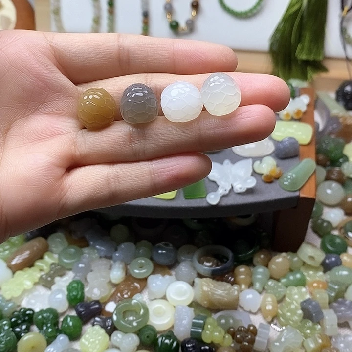 未镶嵌和田玉挂件118一个多样性发其一