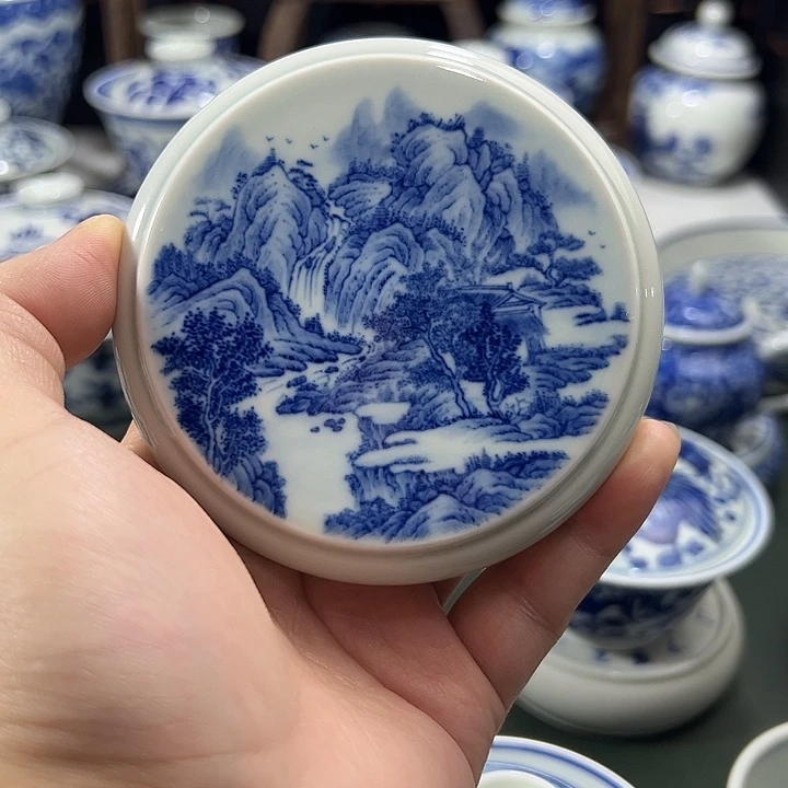 微瑕柴窑工笔山水盖置