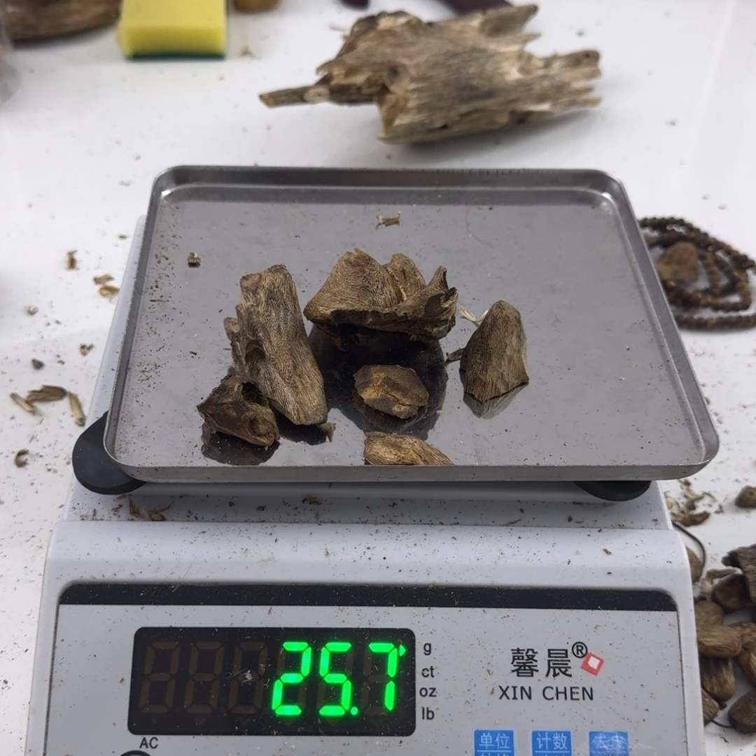 沉香沉香碎屑绿绮楠沉香25克