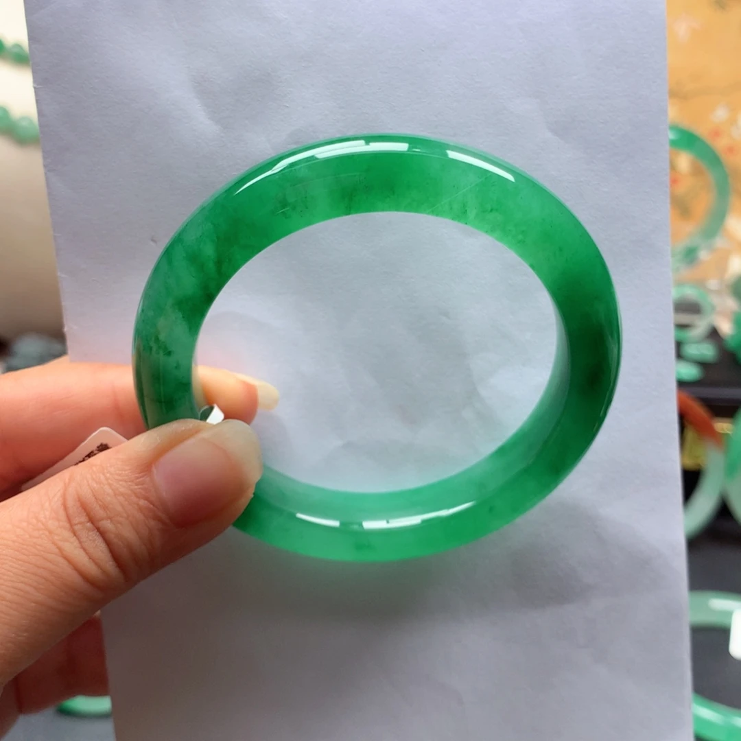 石英质玉未镶嵌手镯