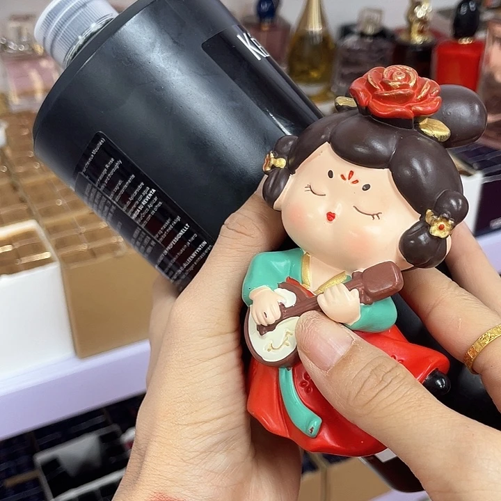 瓷片卡夹发水陶瓷娃娃