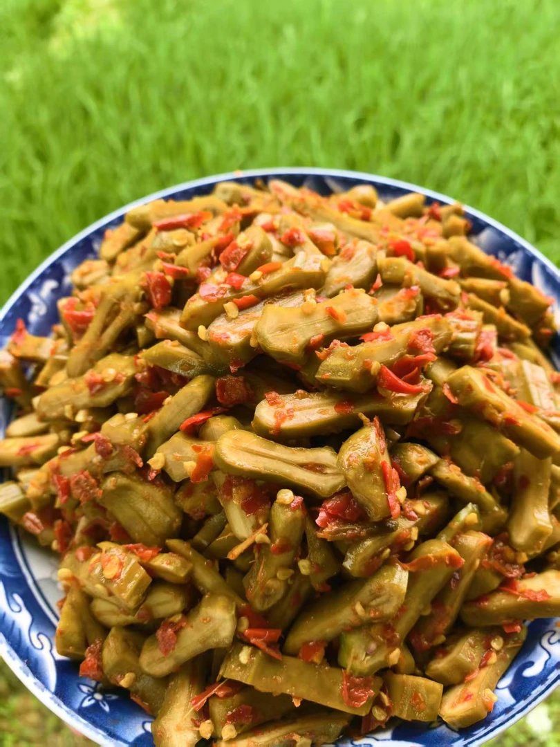 邵阳本地制作的酸辣刀豆