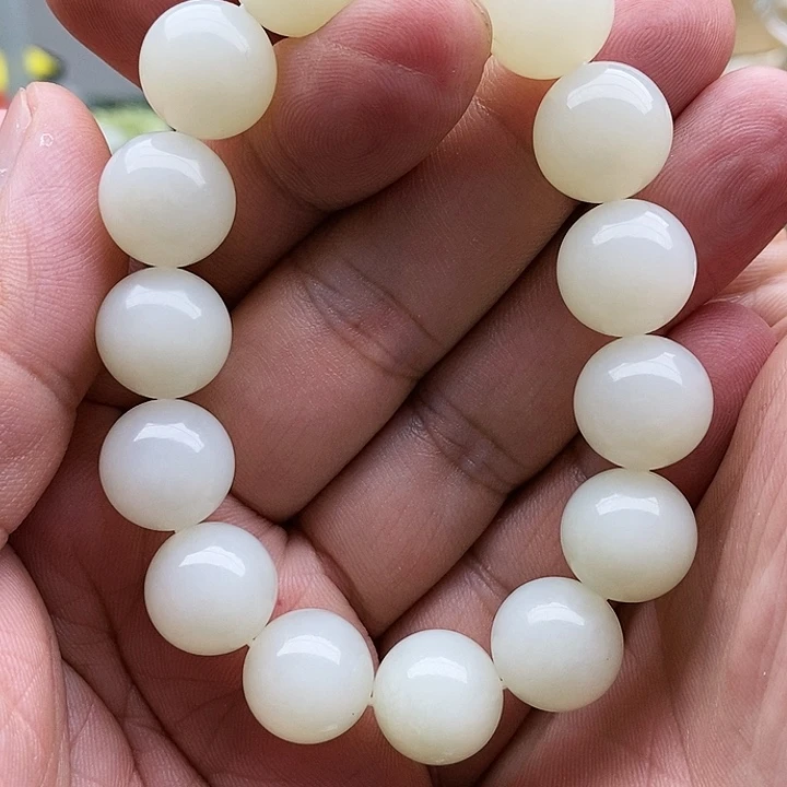 【闪购商品】未镶嵌手链和田玉14黑山白