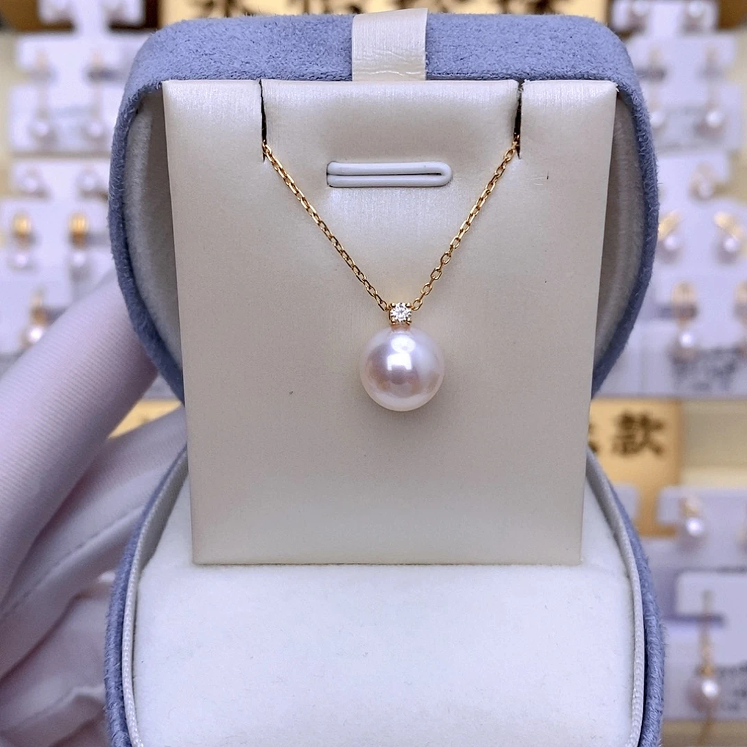 18K金镶嵌套链海水珍珠