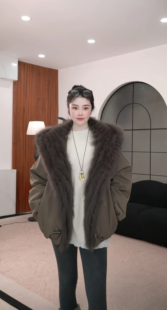 2025新款鹅绒服海军领连帽狐狸毛保暖外套时尚百搭显瘦