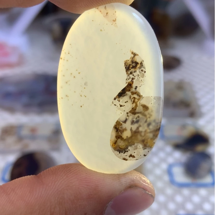 【闪购商品】玛瑙/玉髓颈饰未镶嵌