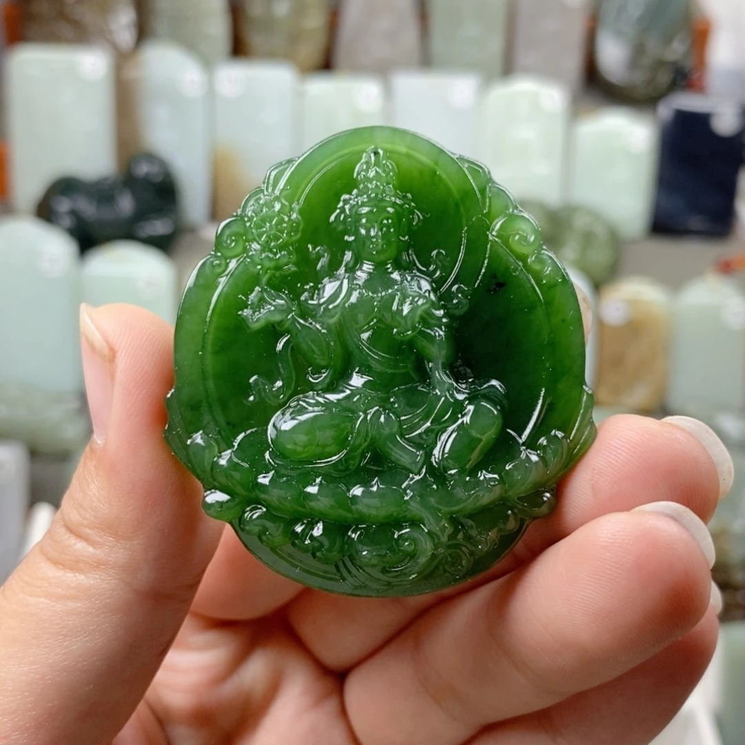 颈饰未镶嵌和田玉（碧玉）