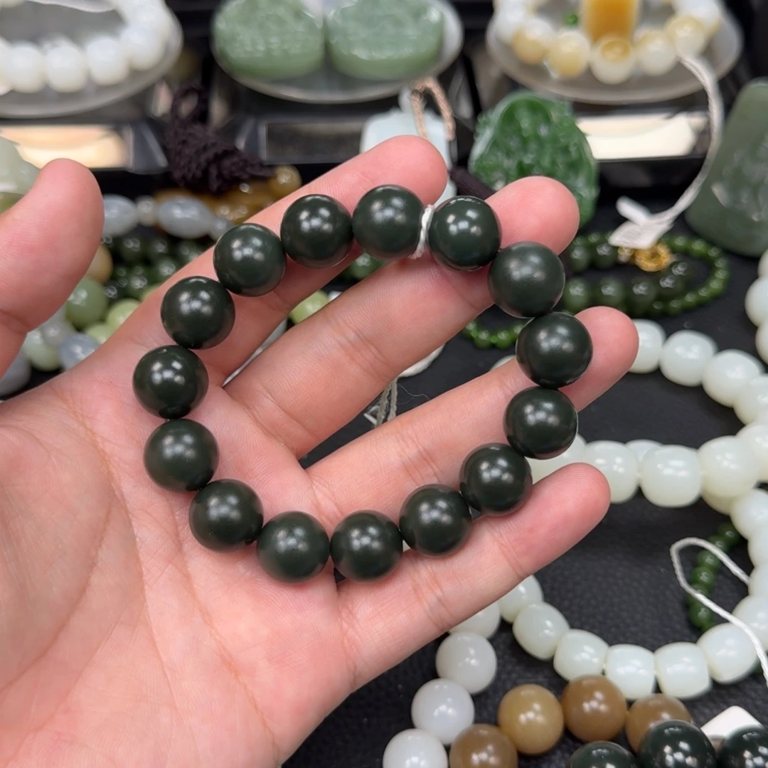 和田玉未镶嵌手链