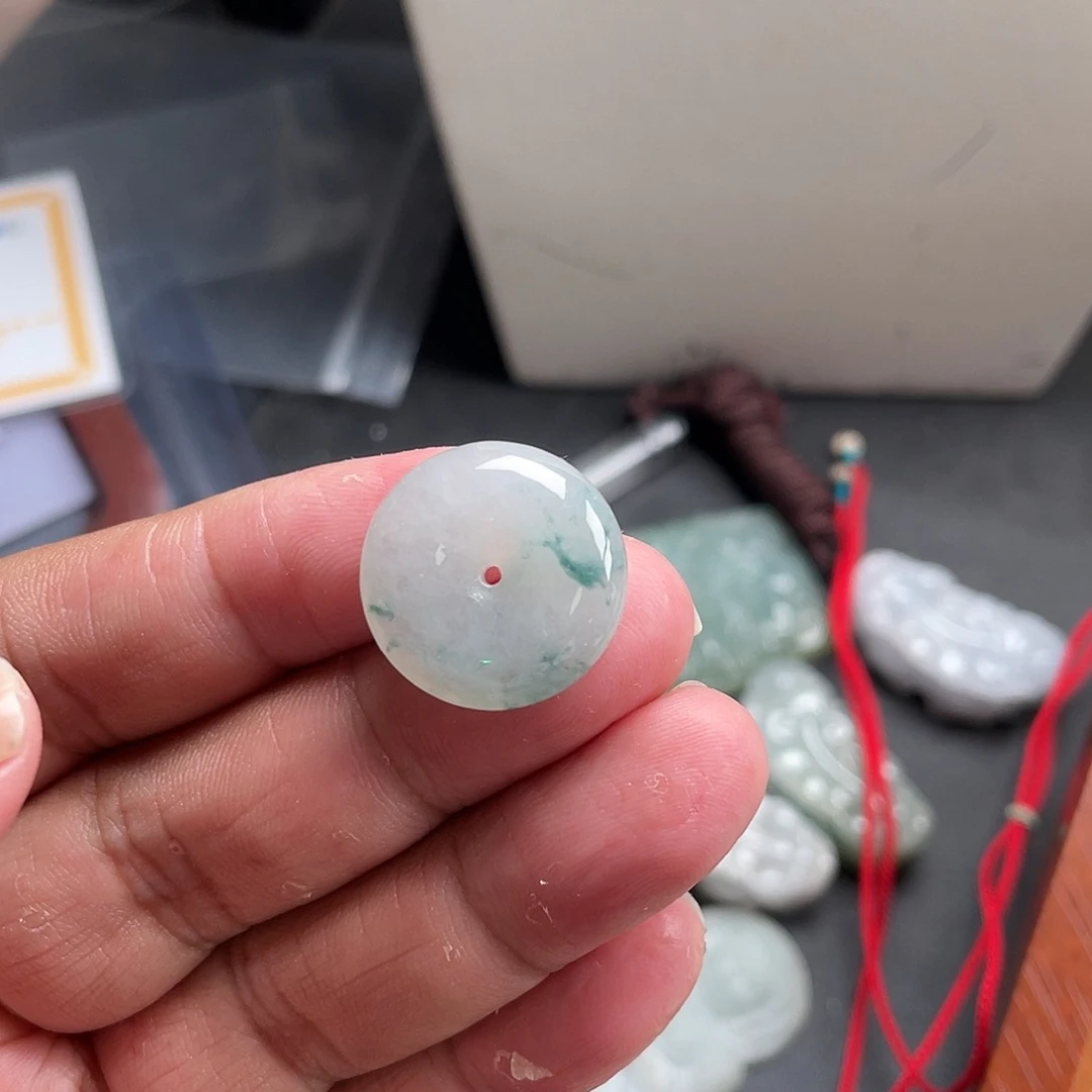 翡翠未镶嵌颈饰89888969