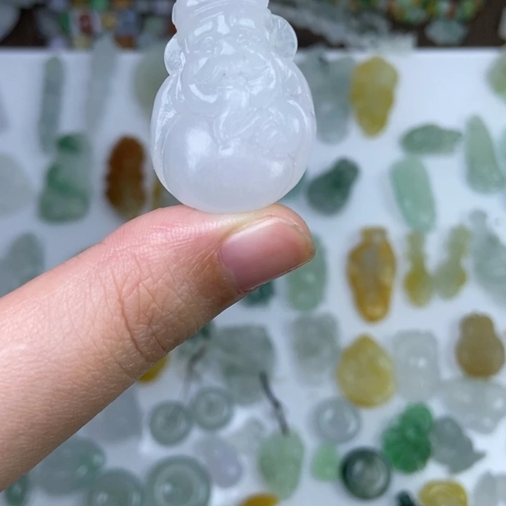 定制翡翠未镶嵌财