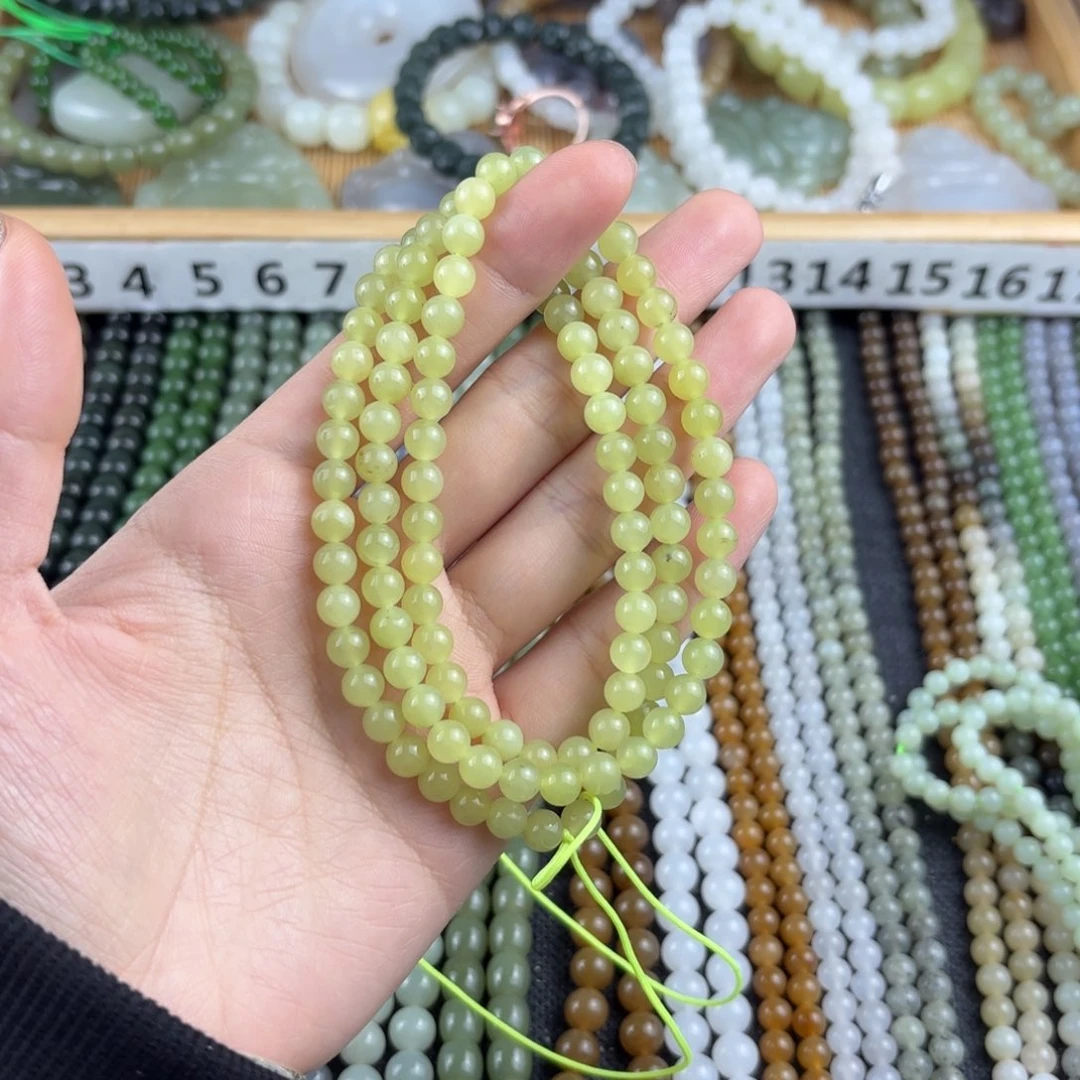 宁***运和田玉未镶嵌颈饰