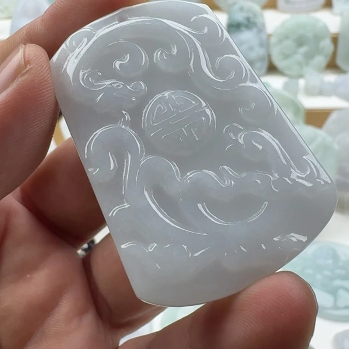 翡翠未镶嵌颈饰天然缅甸A货翡翠