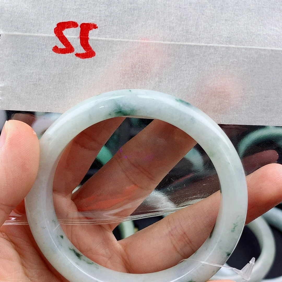 定制翡翠未镶嵌毛货手镯毛货需精细抛光拍一发一