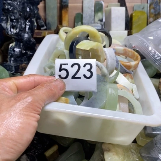 【闪购商品】蛇纹石玉未镶嵌珠宝玉器
