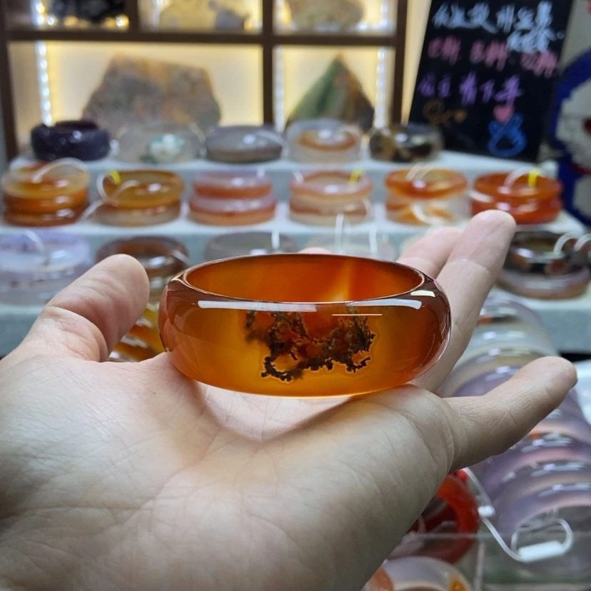 【闪购商品】玛瑙/玉髓手镯未镶嵌年**余