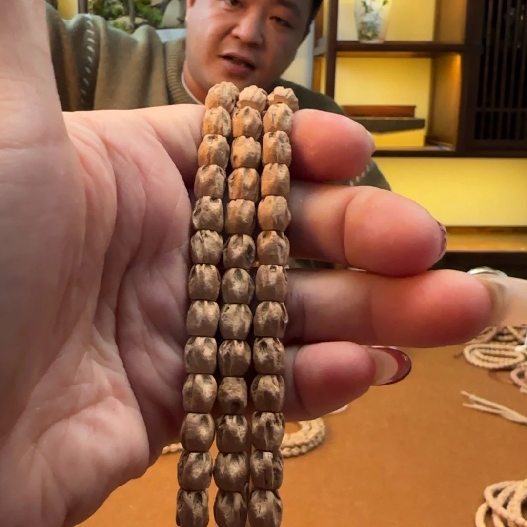 柏香籽/百香籽手串擎天6➕